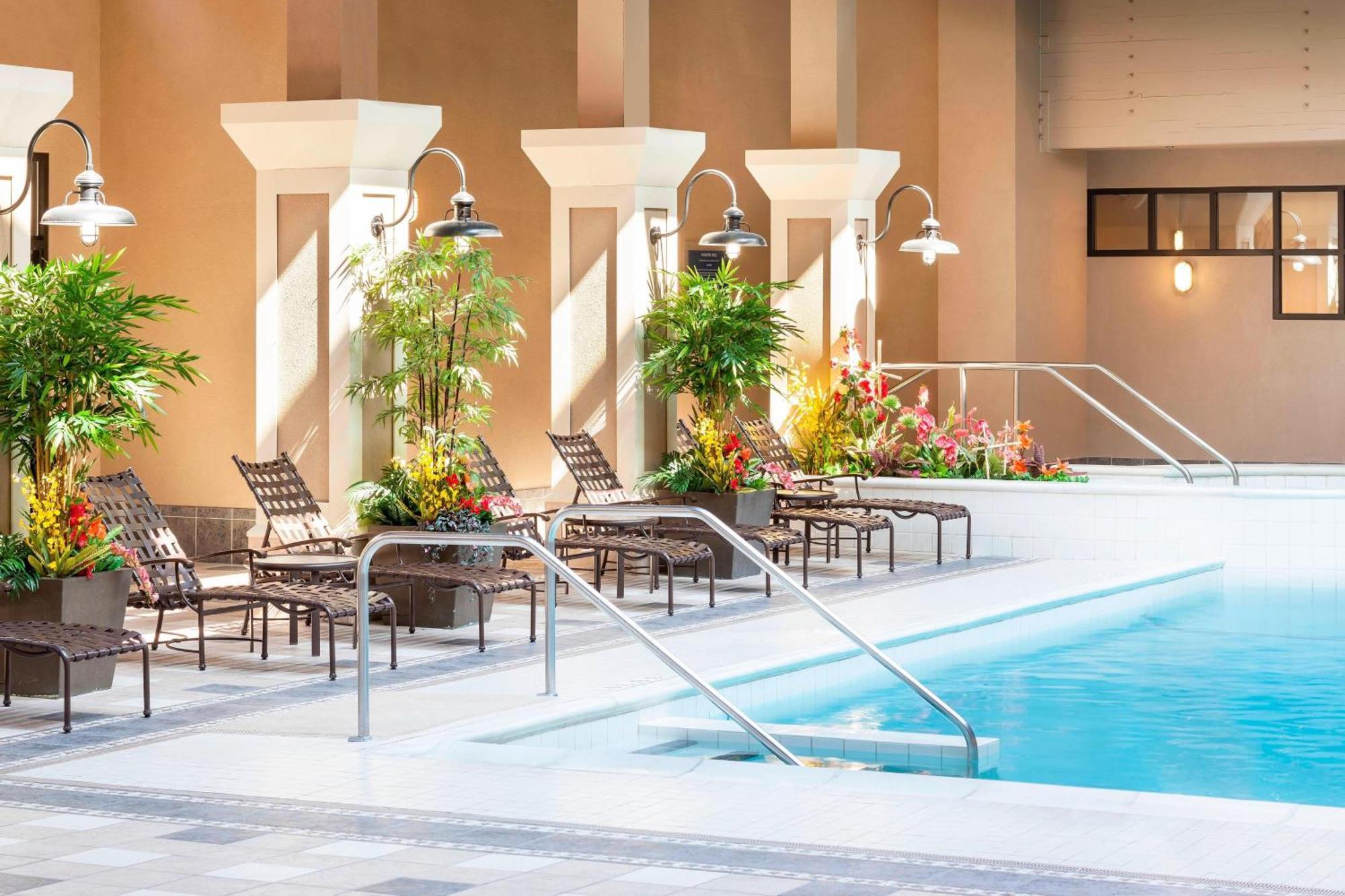 Four Points By Sheraton Norwood Conference Center Ngoại thất bức ảnh